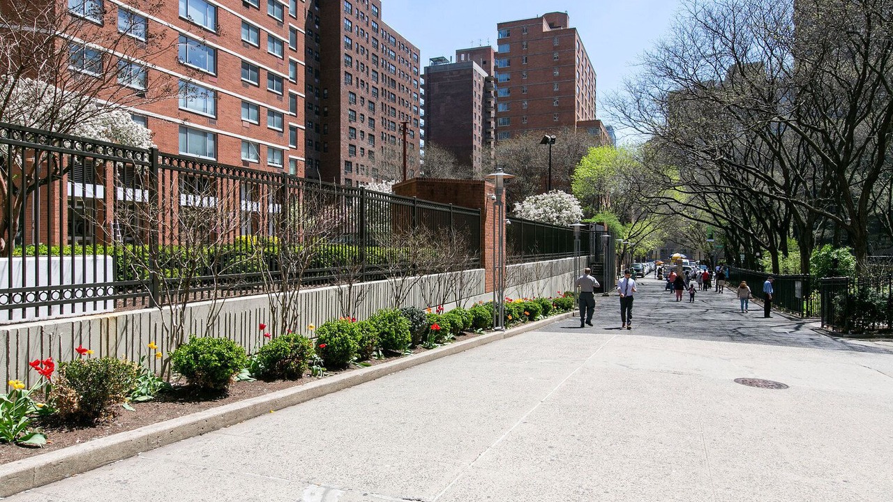 Photo of Outdoor in Peter Cooper Village