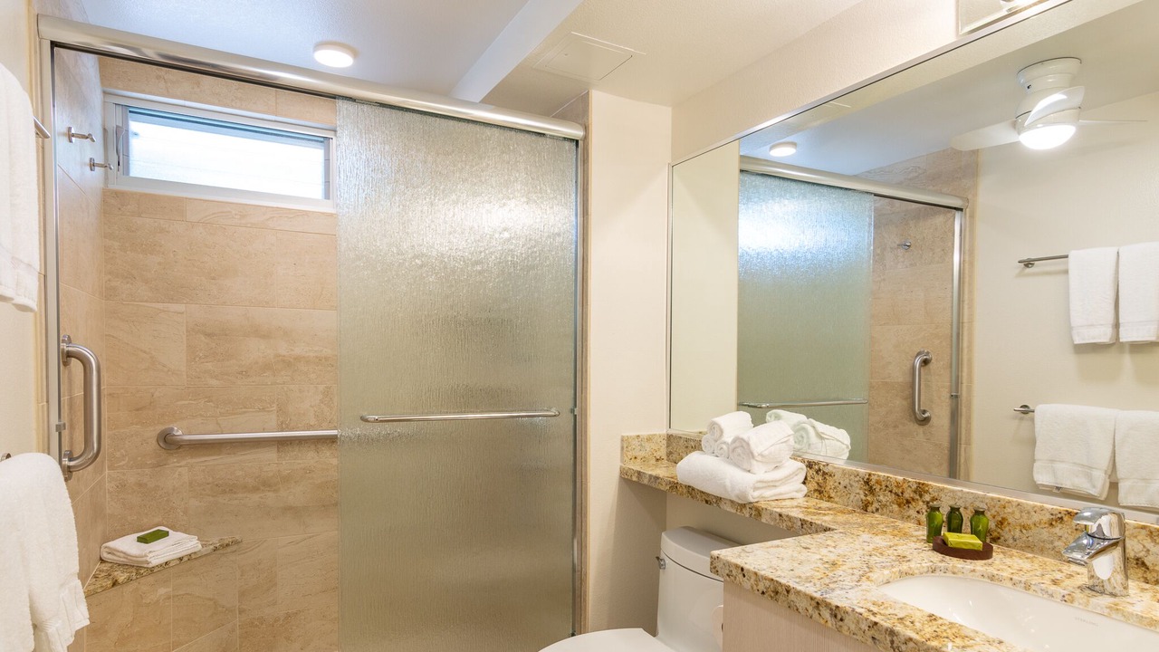 Photo of Bathroom in Napili