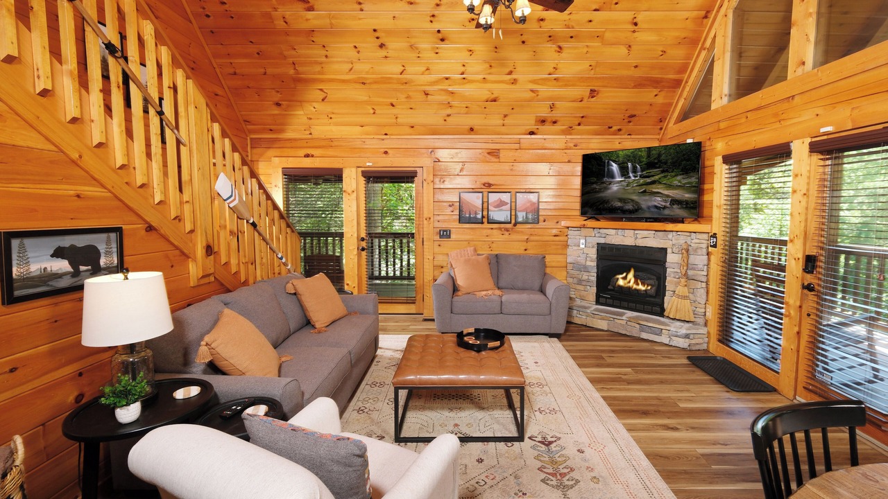 Photo of Livingroom in Black Bear Falls
