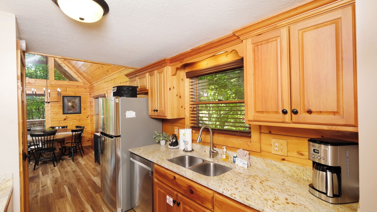 Photo of Kitchen in Black Bear Falls