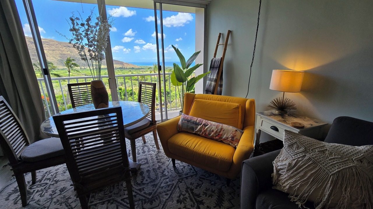 Photo of Livingroom in Makaha