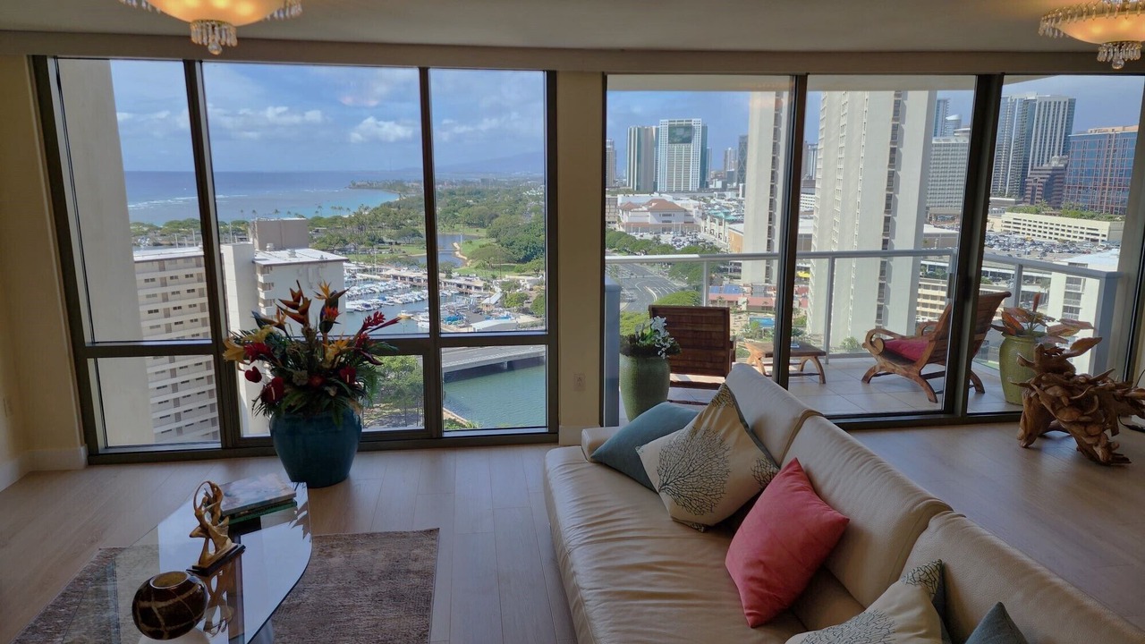 Photo of Bedroom in Waikiki