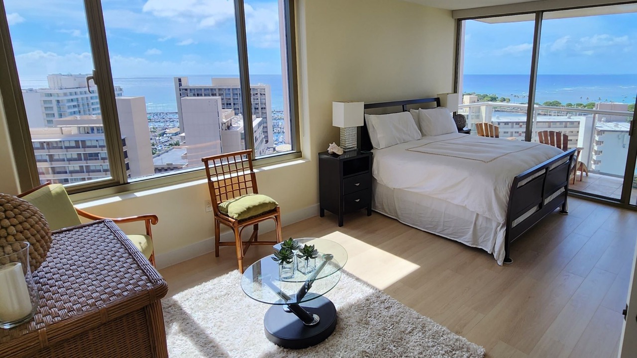 Photo of Others in Waikiki