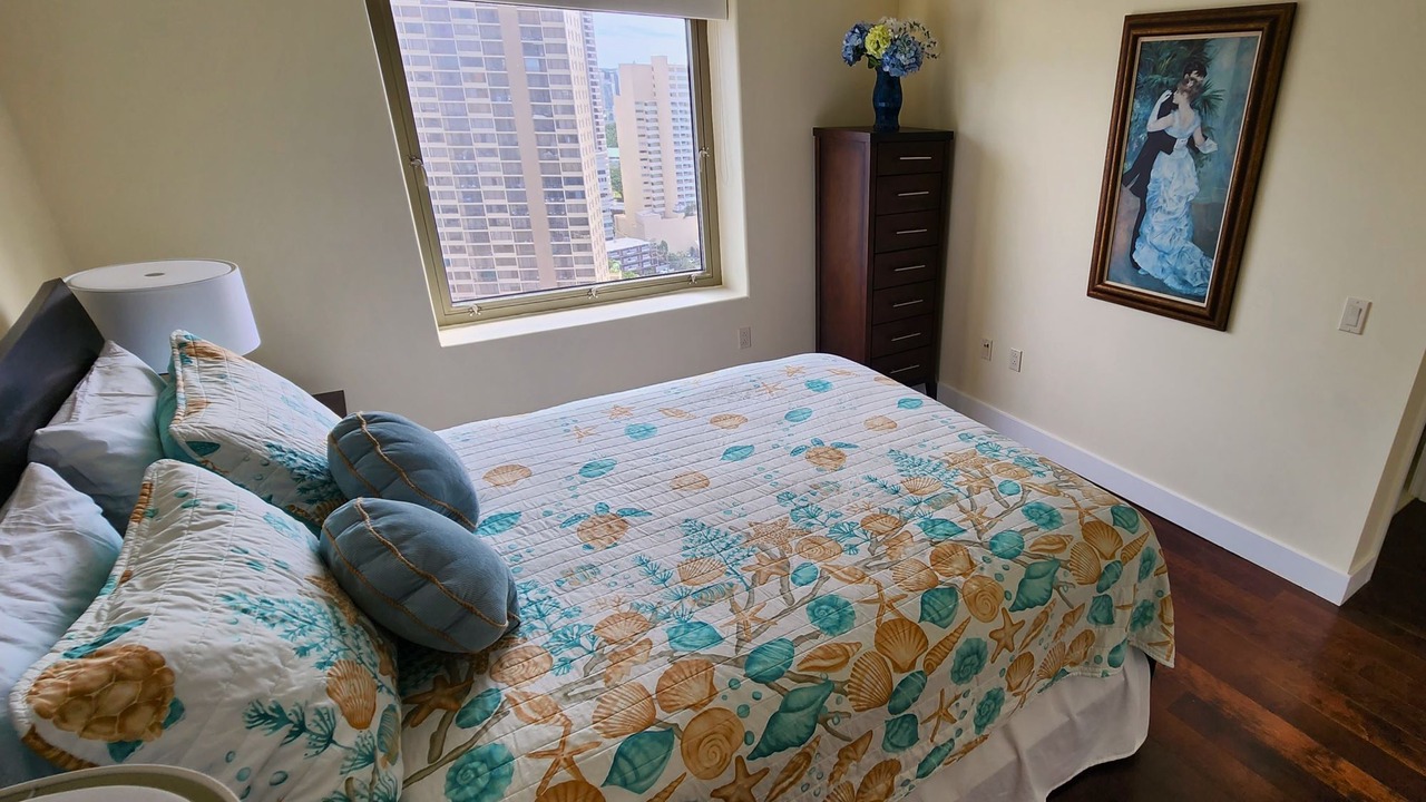 Photo of Others in Waikiki