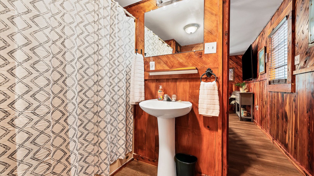 Photo of Bathroom in Tallassee