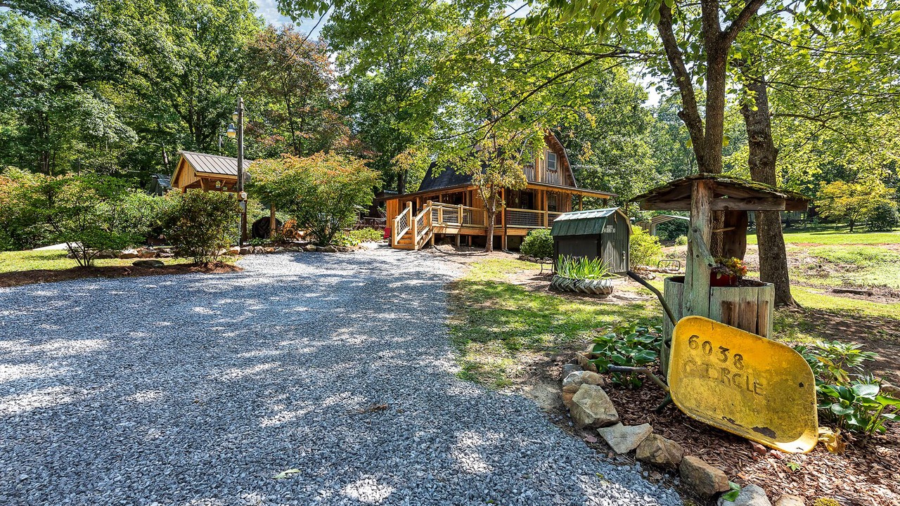 Photo of Outdoor in Tallassee
