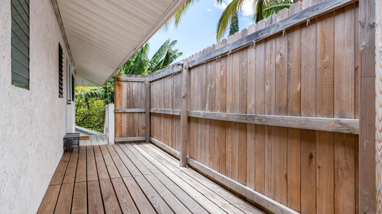 Photo of Patio Balcony in Kona Palisades