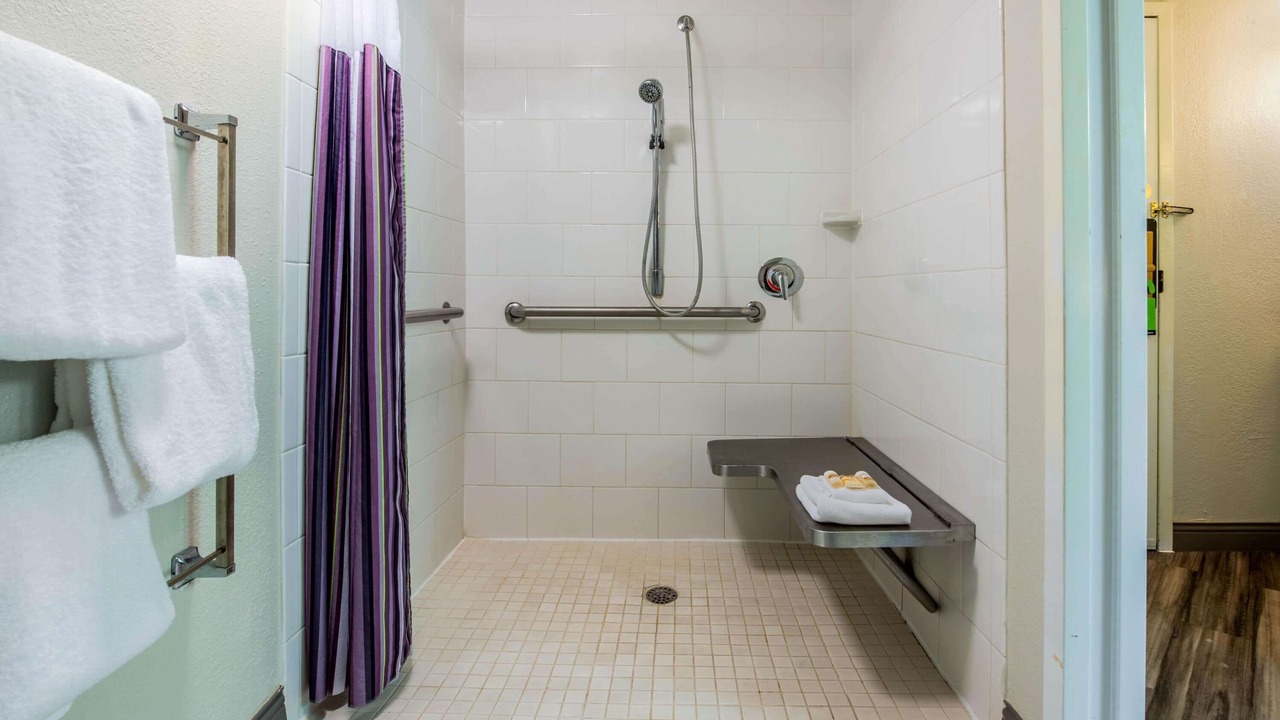 Photo of Bathroom in Survey Creek