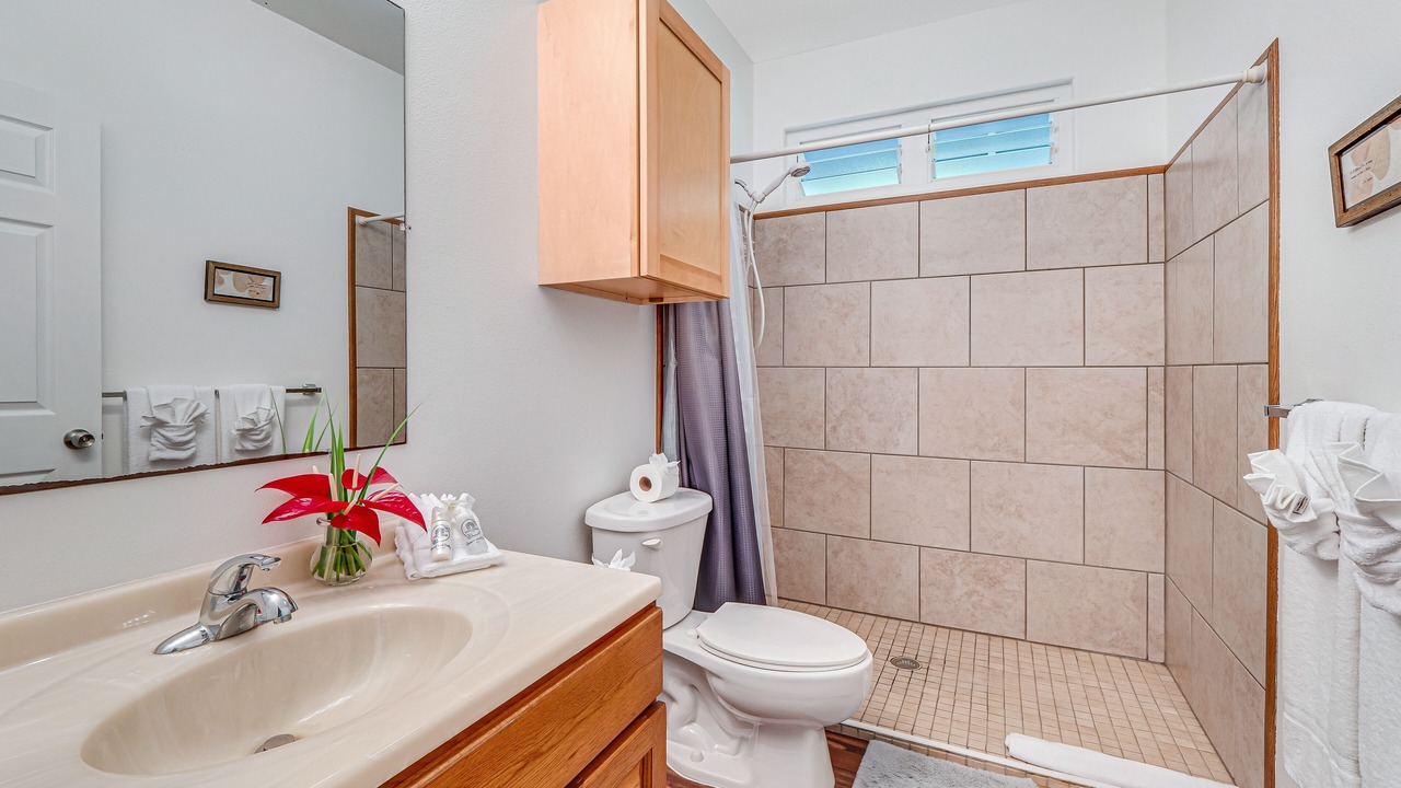Photo of Bathroom in Keaau