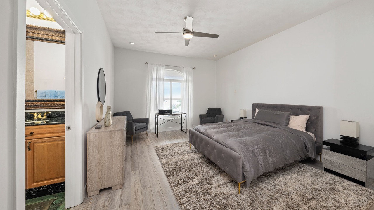 Photo of Bedroom in Wailuku