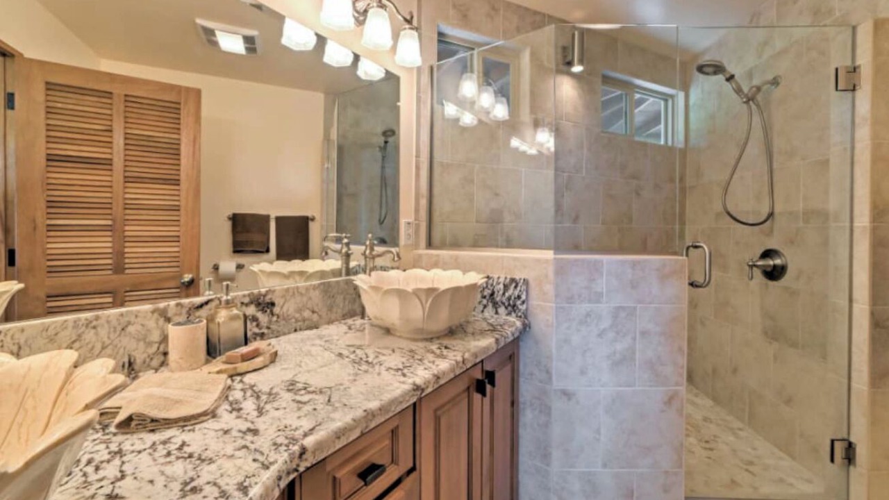 Photo of Bathroom in Honomu
