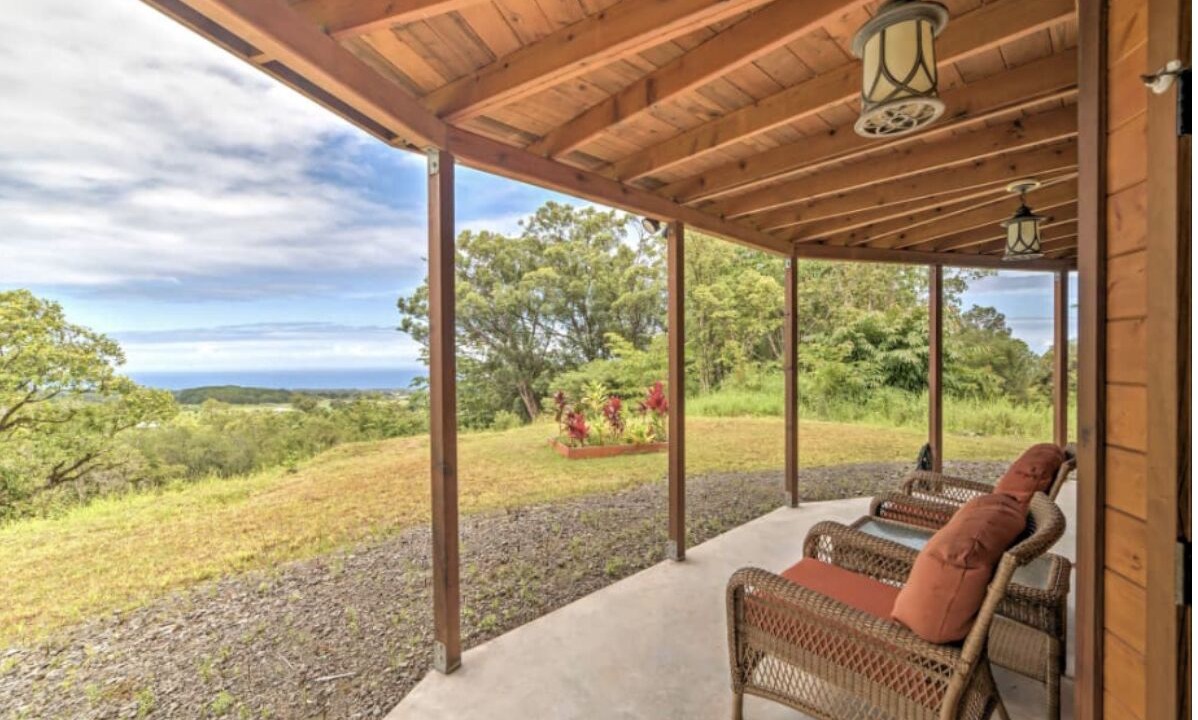Photo of Patio Balcony in Honomu