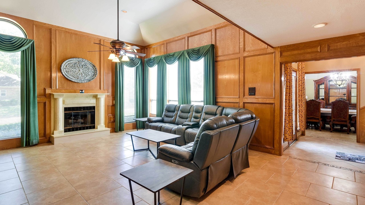 Photo of Livingroom in Texas City