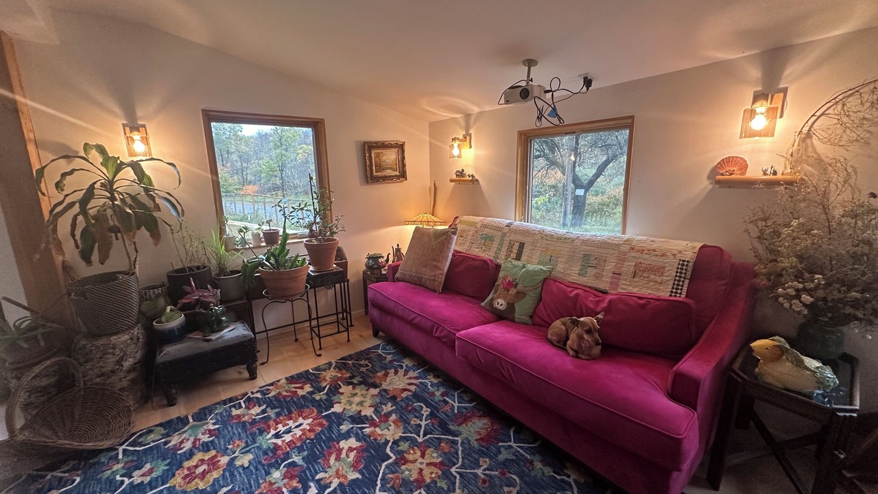 Photo of Livingroom in Livingston Manor