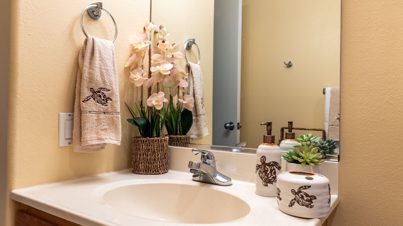 Photo of Bathroom in Kona Palisades