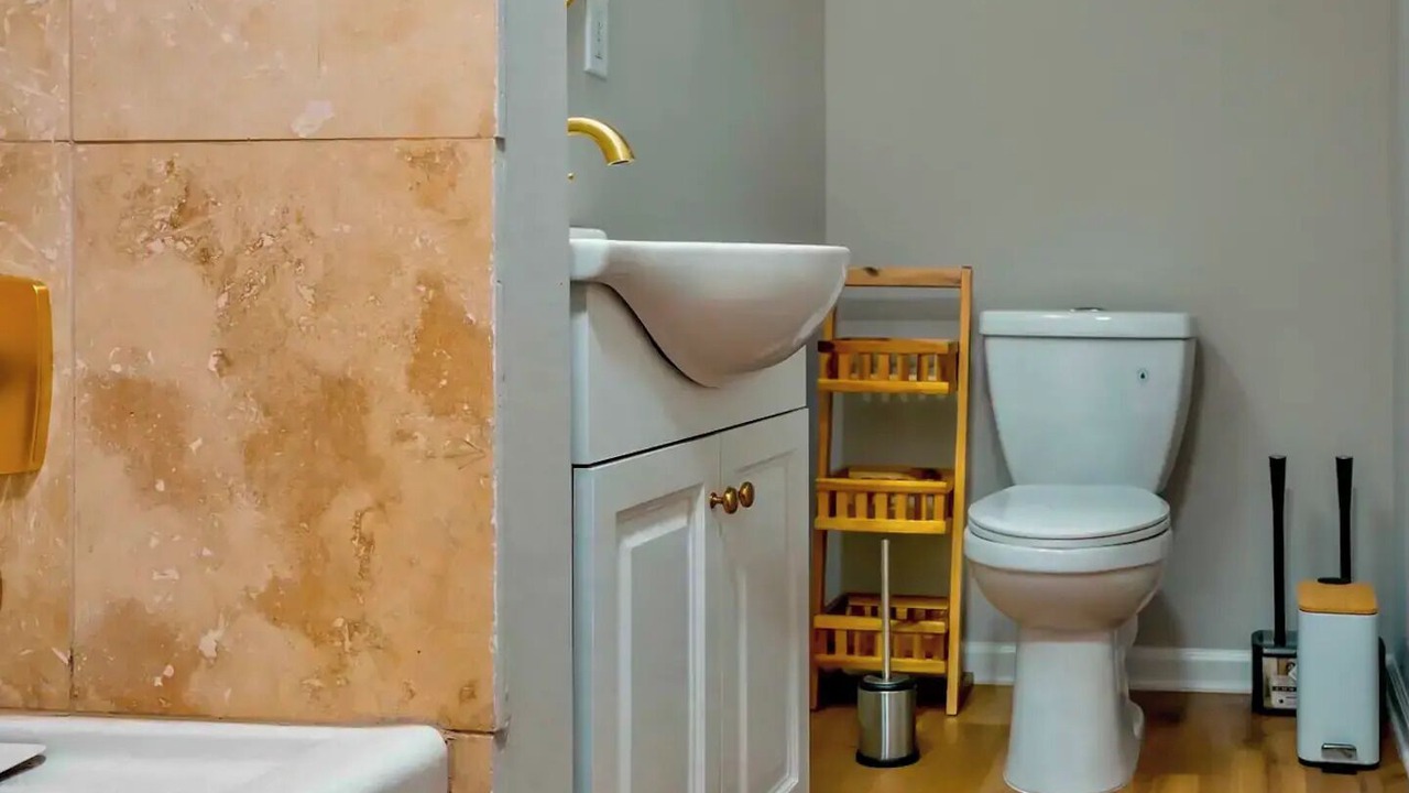 Photo of Bathroom in Roswell