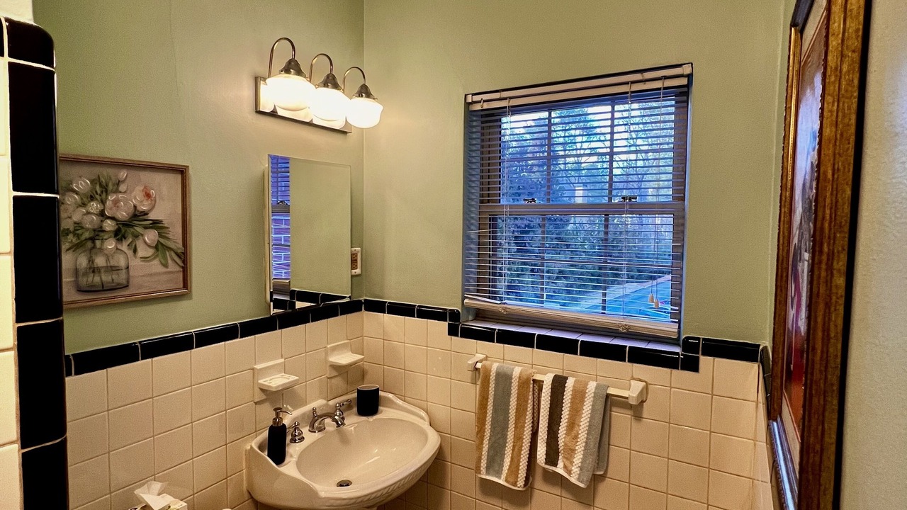 Photo of Bathroom in Garden Hills