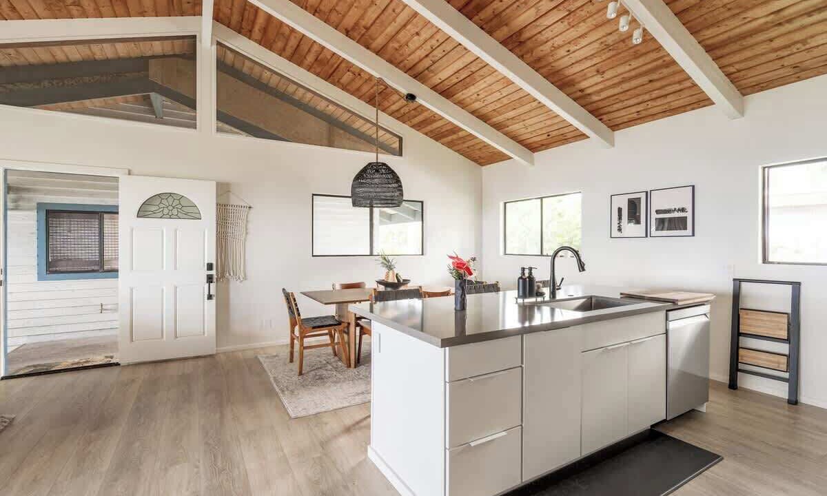 Photo of Kitchen in Kealakekua
