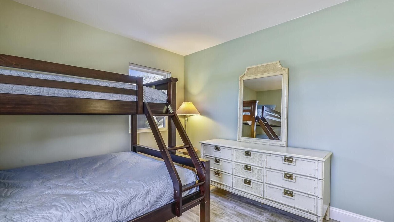 Photo of Bedroom in Caine Woods