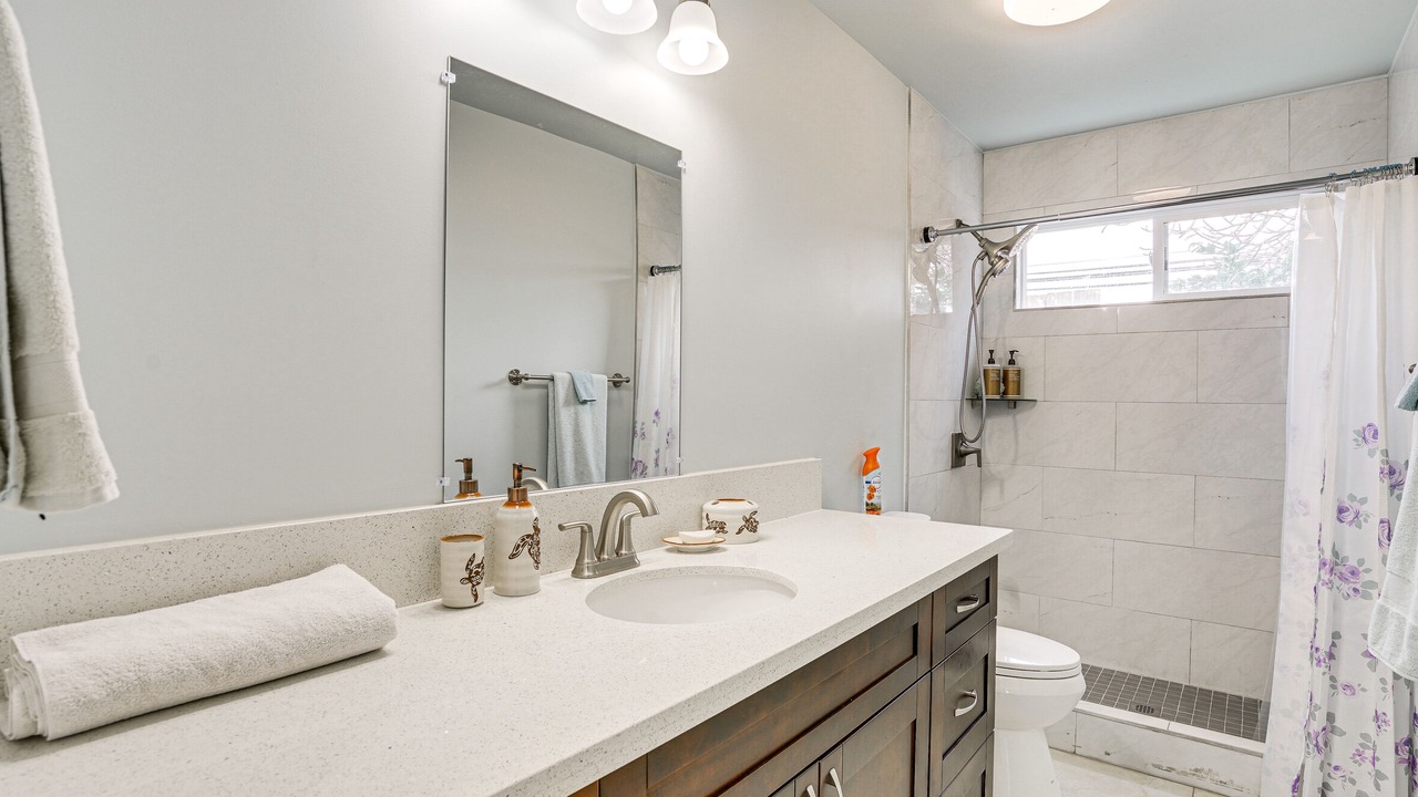 Photo of Bathroom in Ewa
