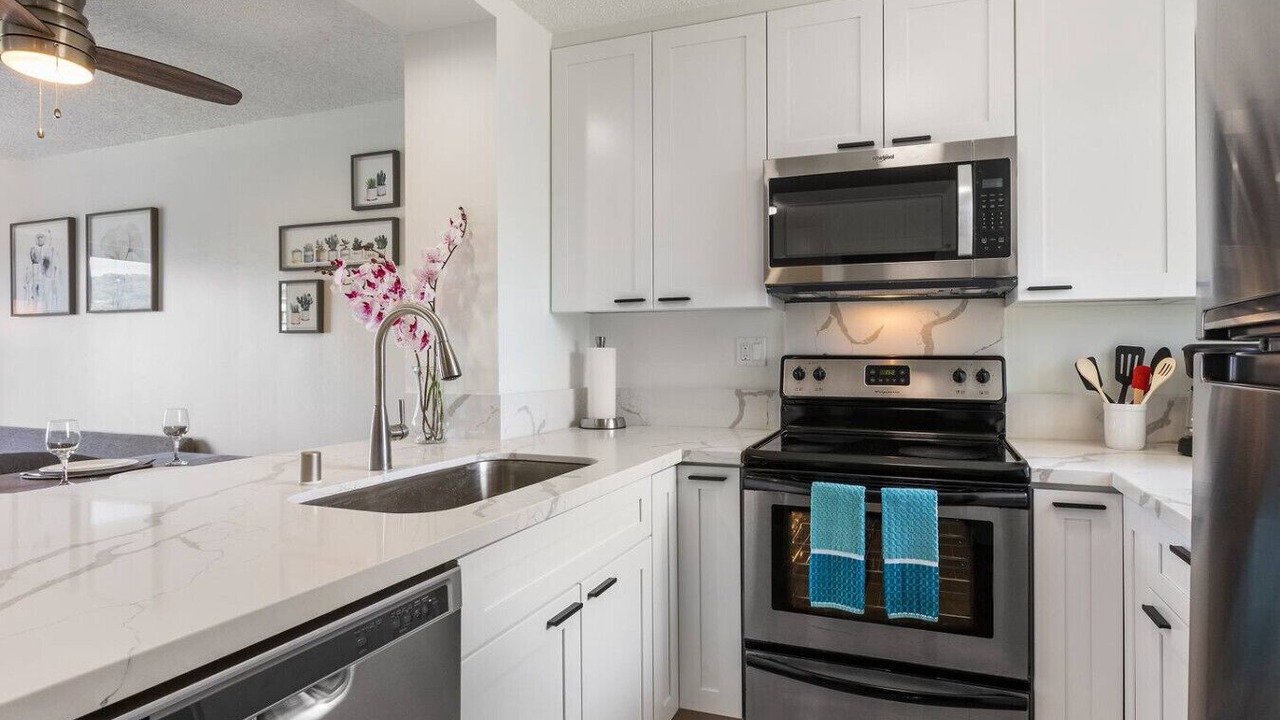 Photo of Kitchen in McCully - Moiliili