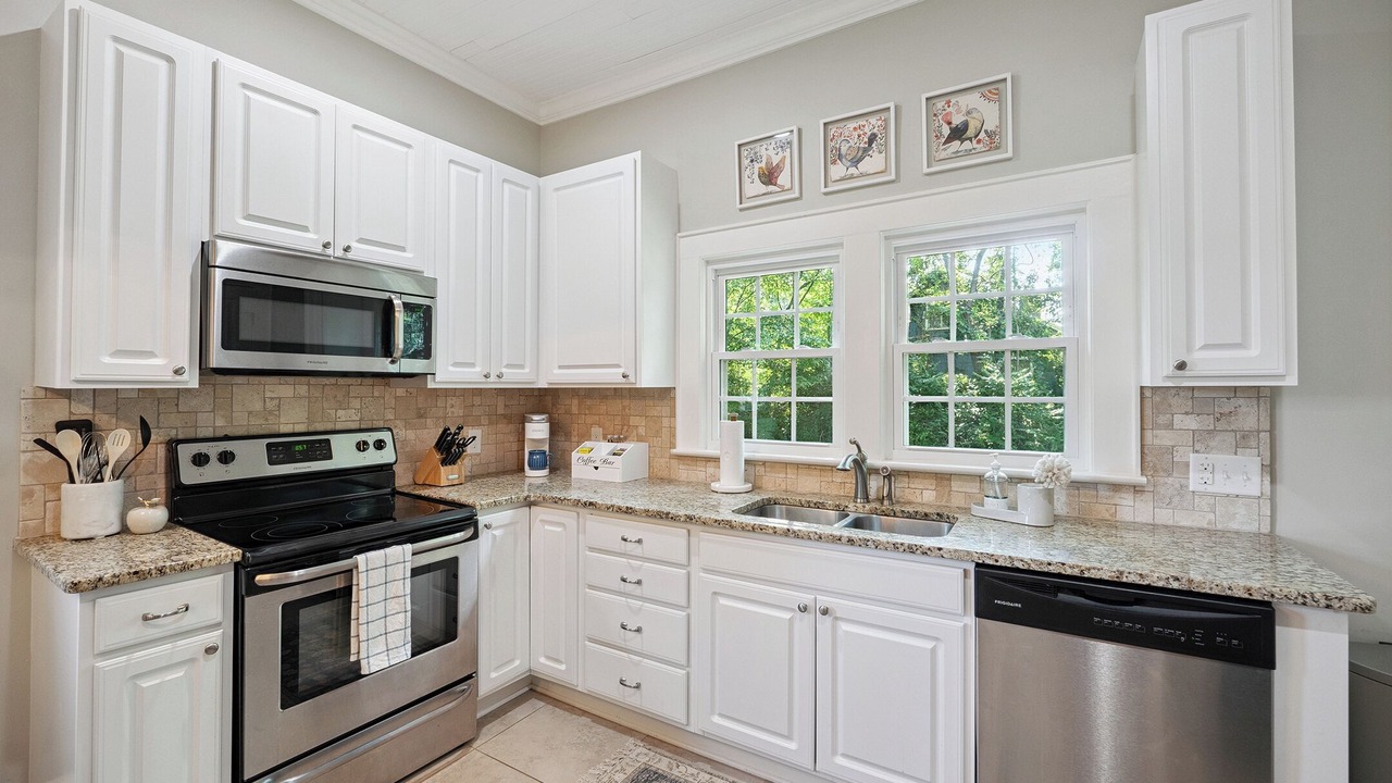Photo of Kitchen in Hickory
