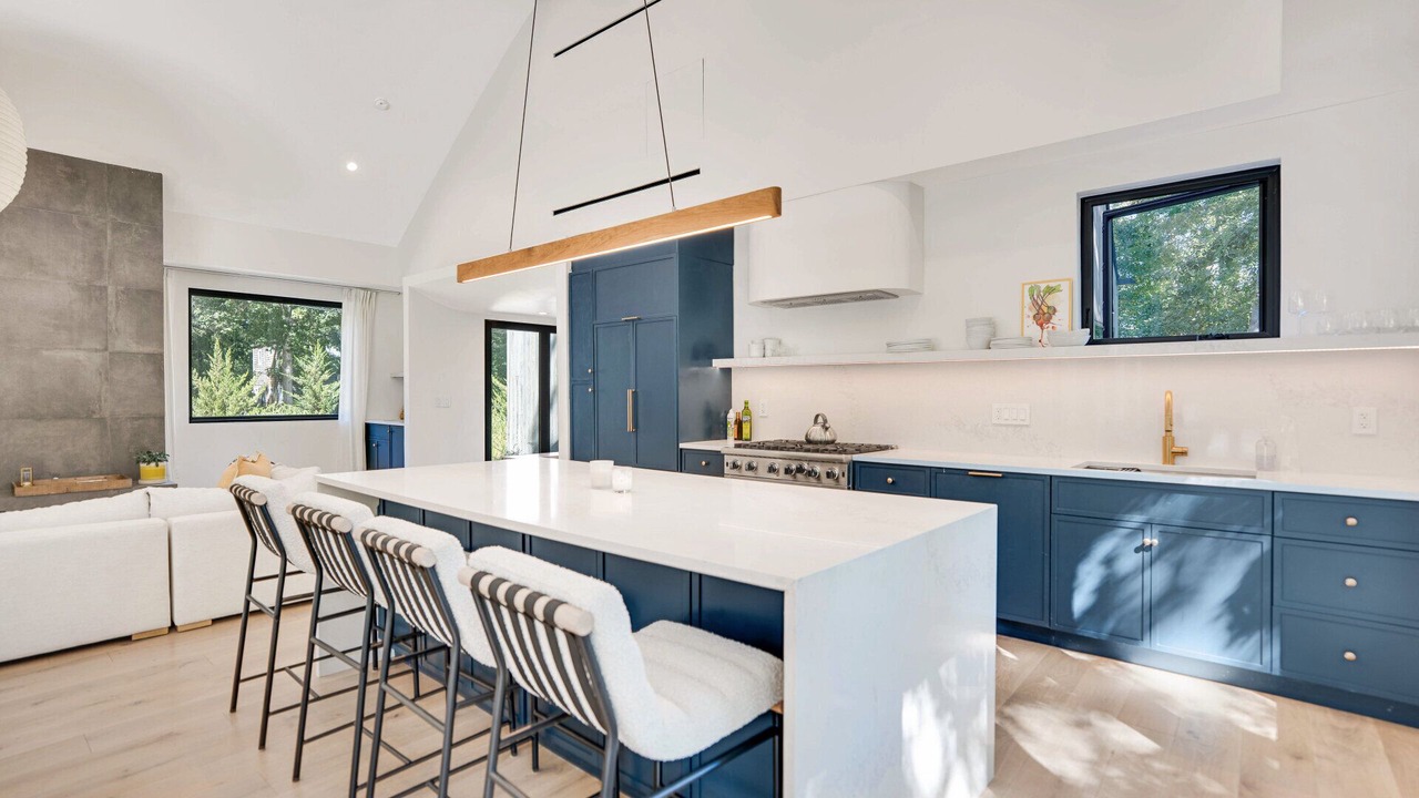 Photo of Kitchen in Northwest Harbor