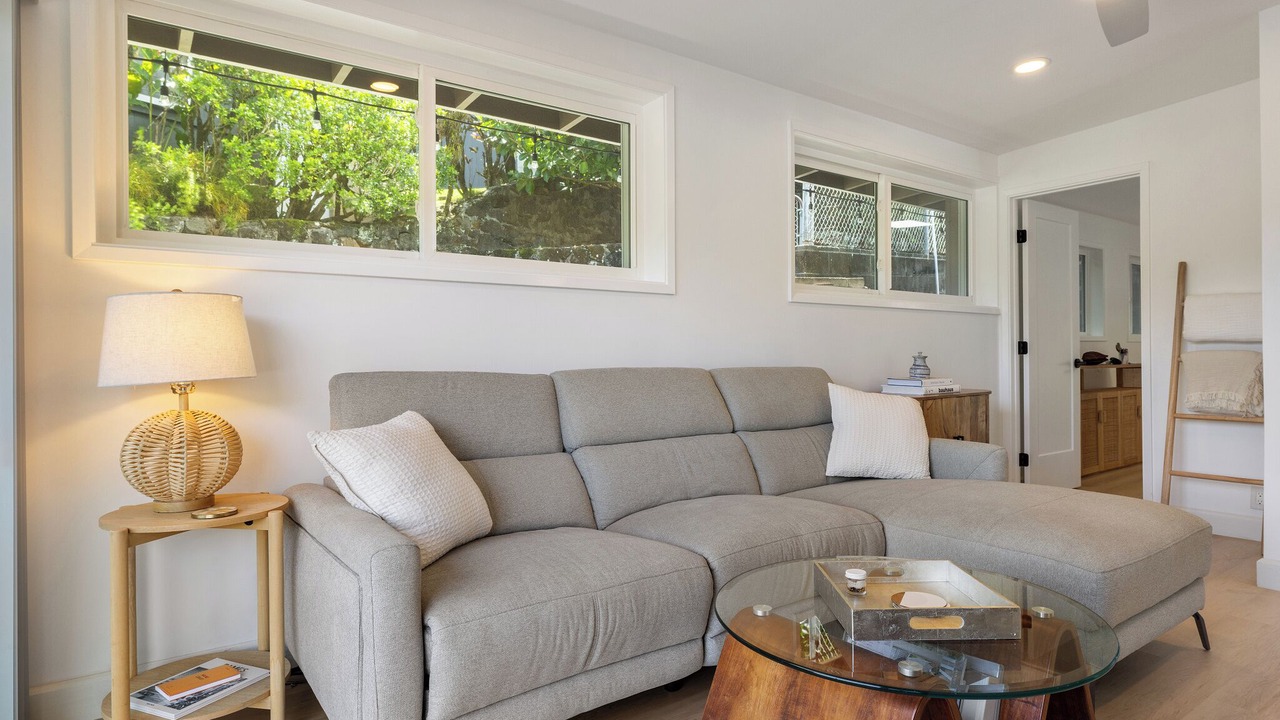 Photo of Livingroom in Manoa