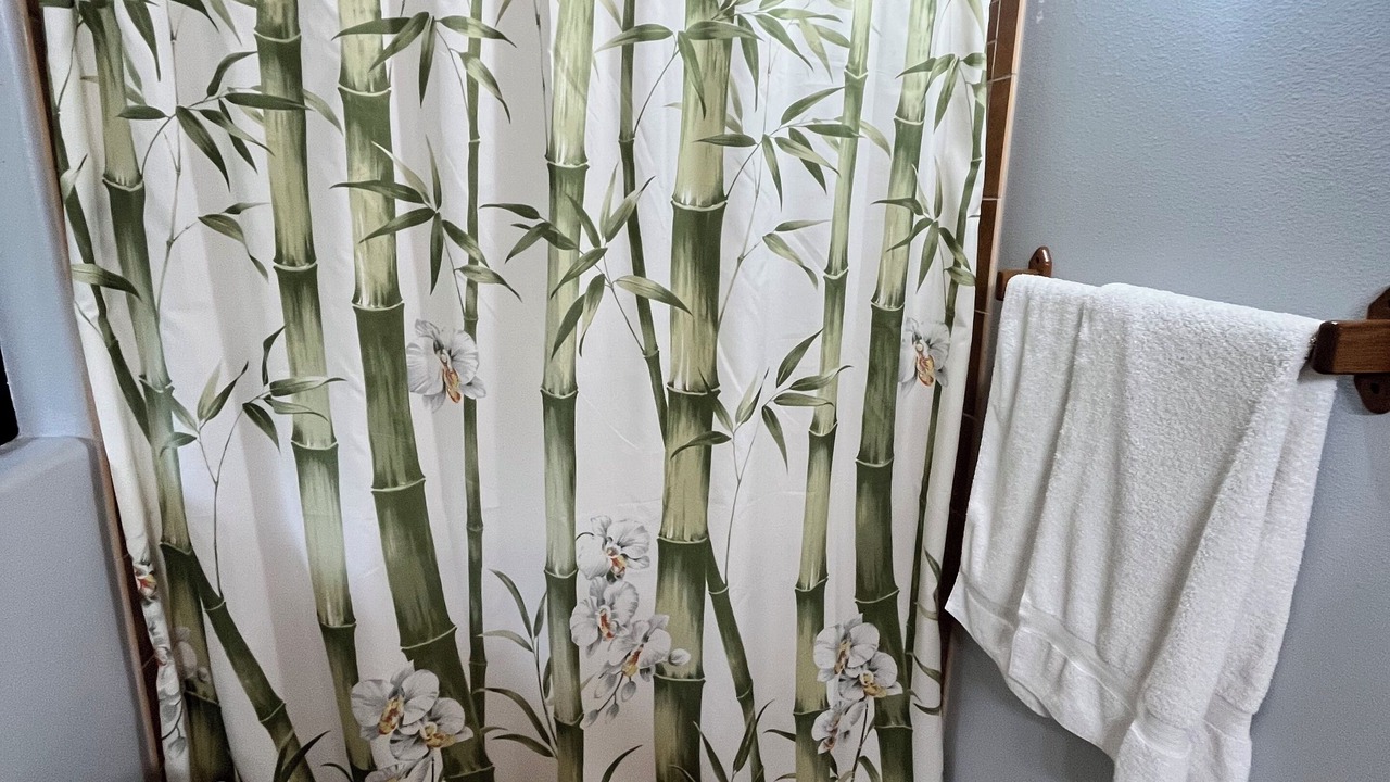 Photo of Bathroom in Kahaluu-Keauhou