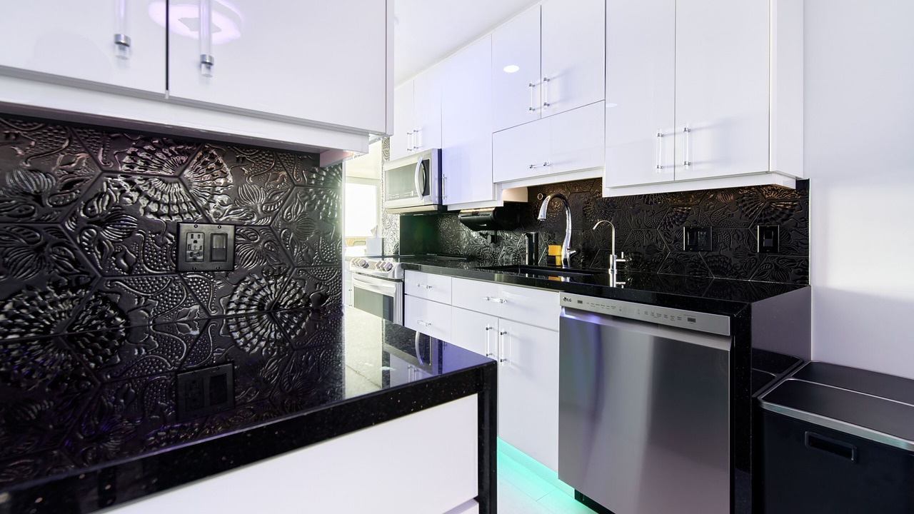 Photo of Kitchen in Makaha