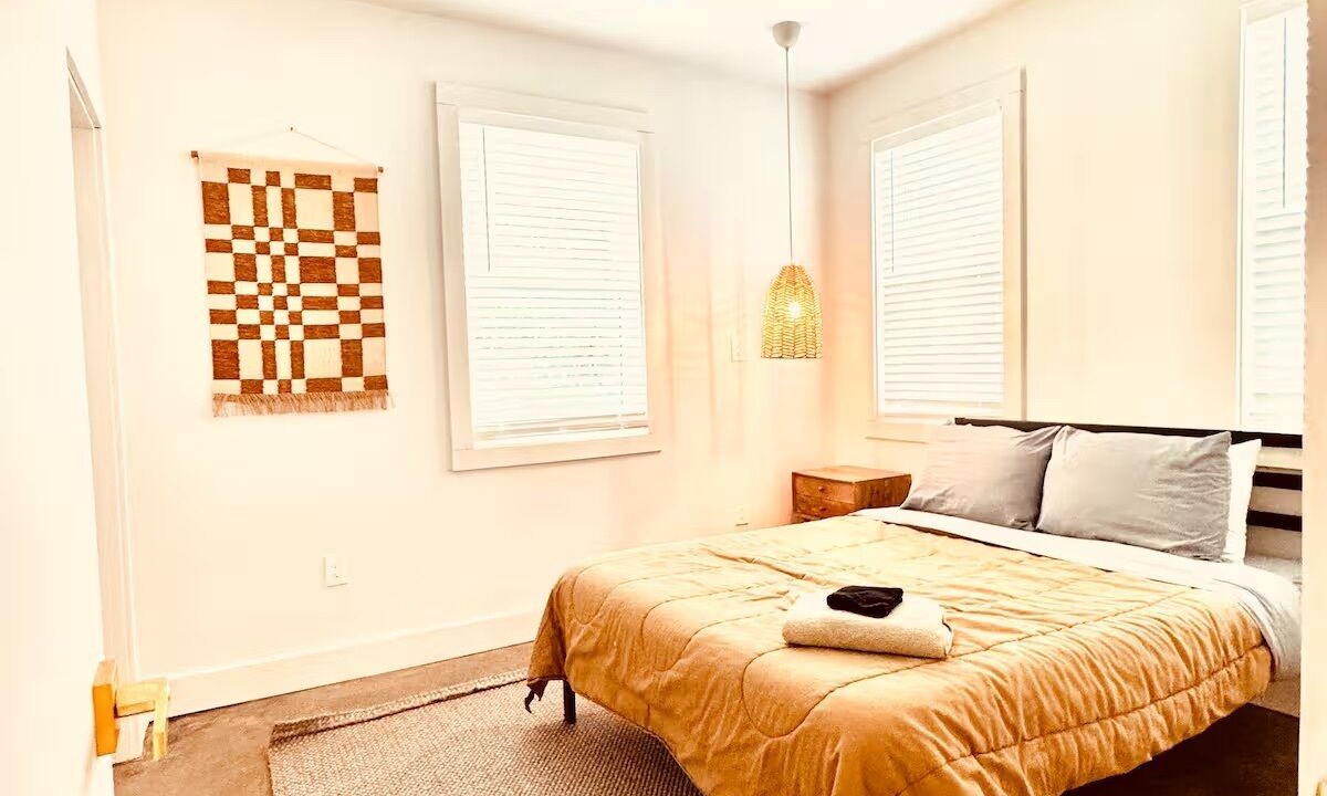Photo of Bedroom in East Side
