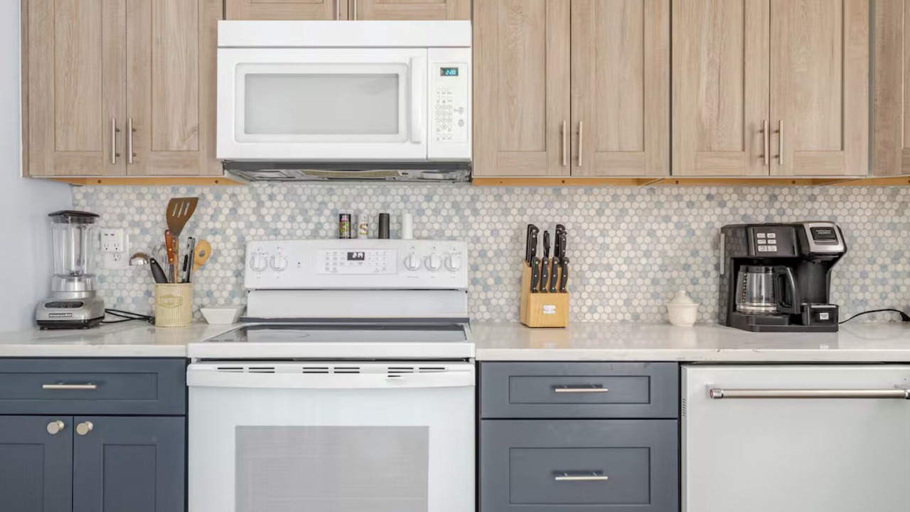 Photo of Kitchen in Caine Woods