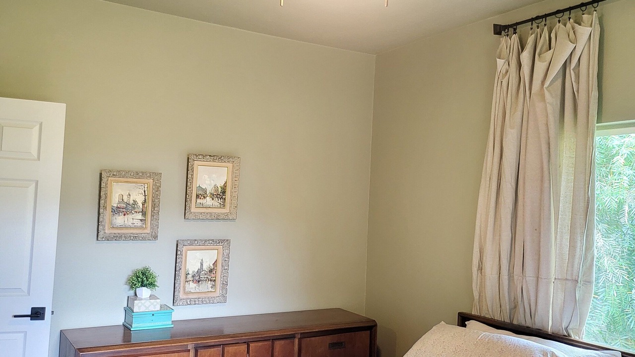 Photo of Bedroom in Hilo