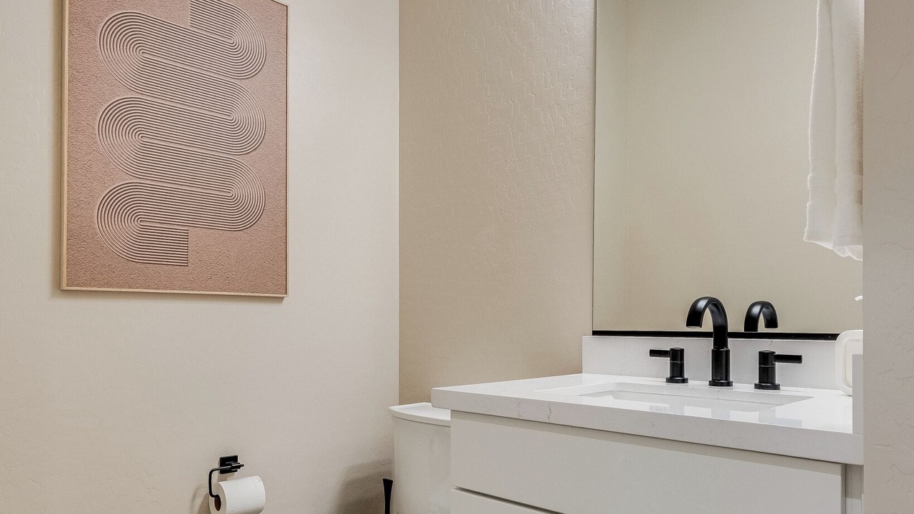 Photo of Bathroom in Enterprise