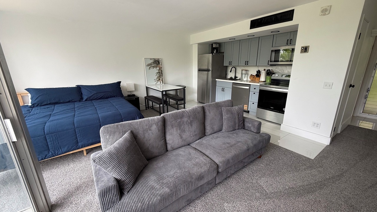 Photo of Livingroom in Makaha