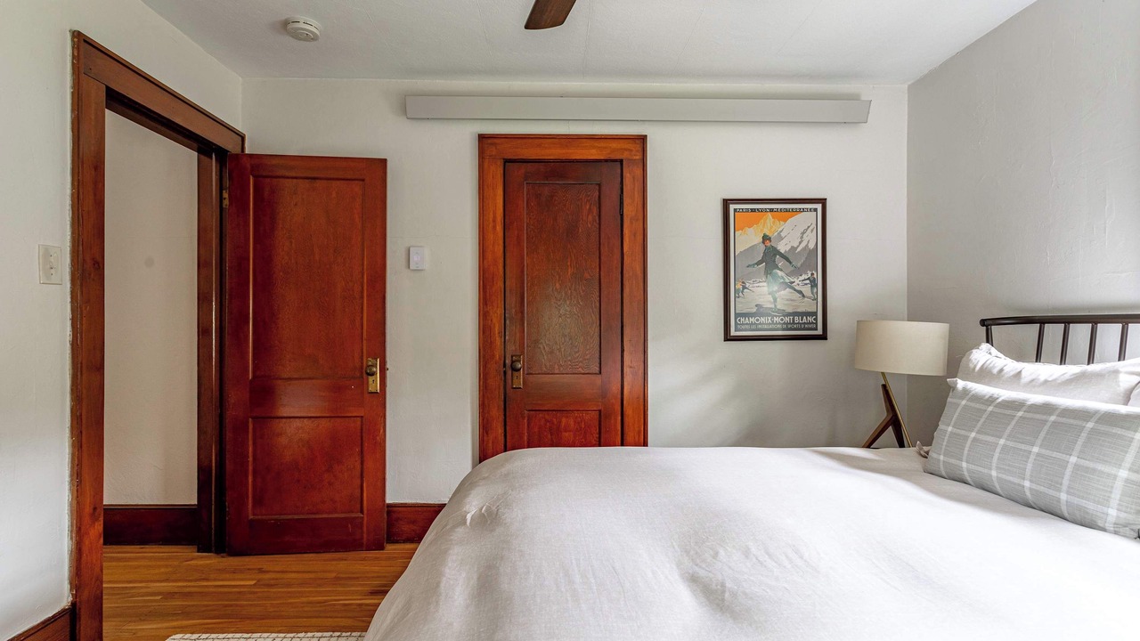 Photo of Bedroom in Livingston Manor