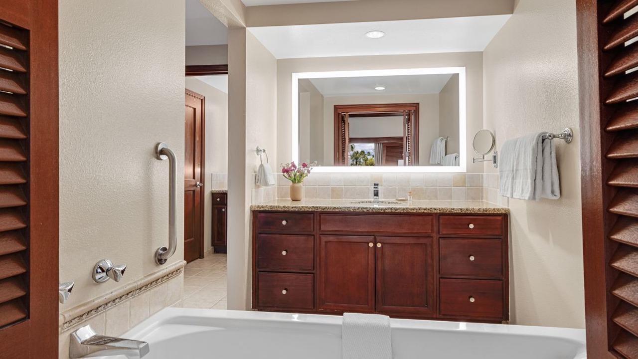 Photo of Bathroom in Kapolei