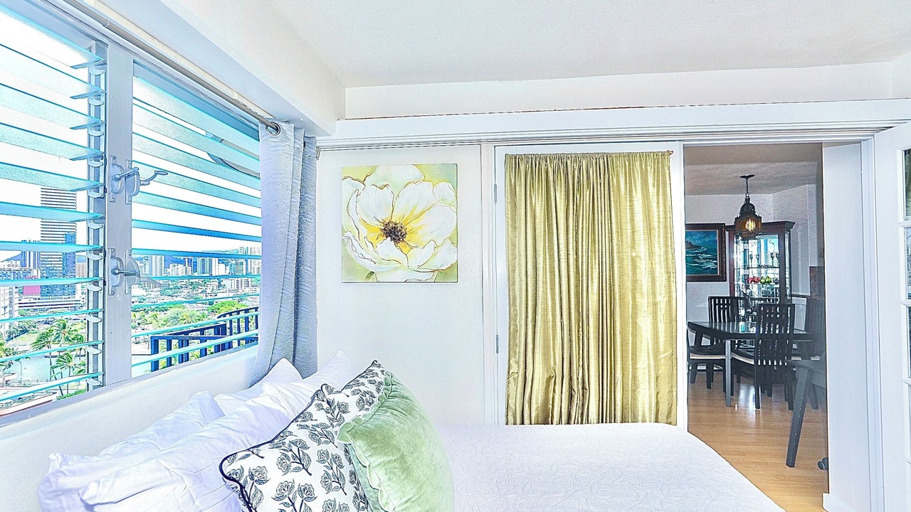 Photo of Bedroom in McCully - Moiliili