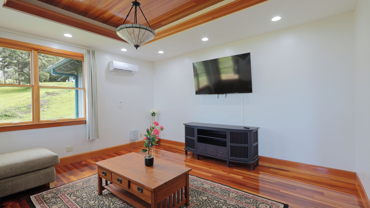 Photo of Livingroom in Holualoa