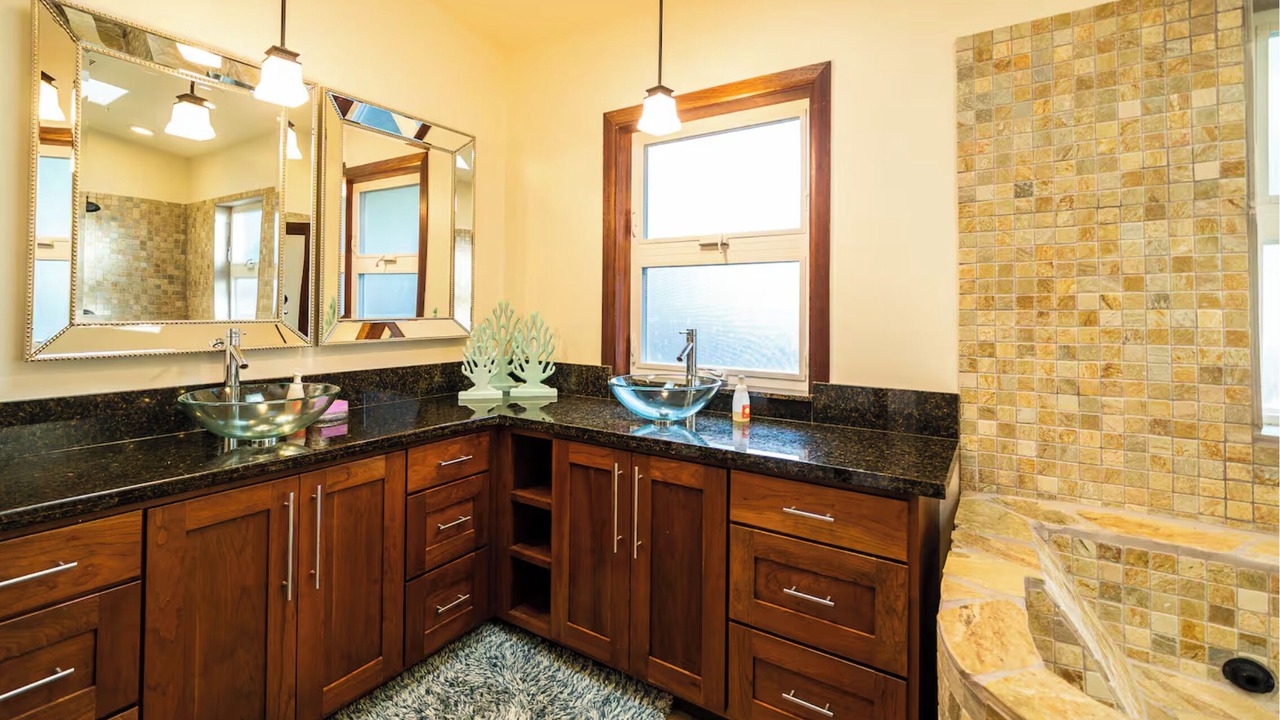 Photo of Bathroom in Hauula