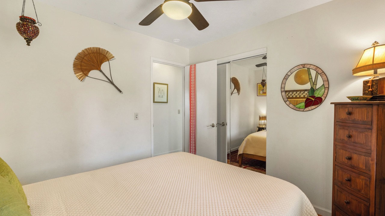 Photo of Bedroom in Haiku