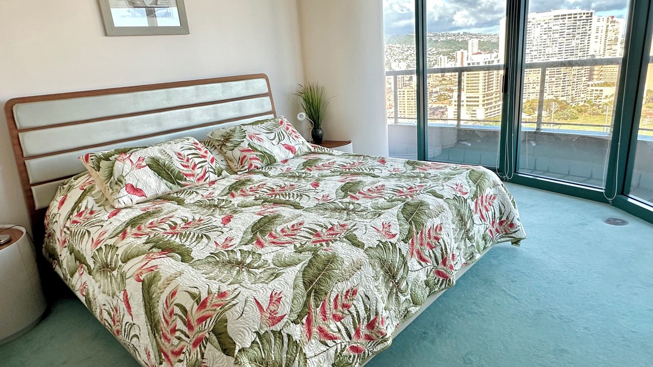 Photo of Bedroom in McCully - Moiliili
