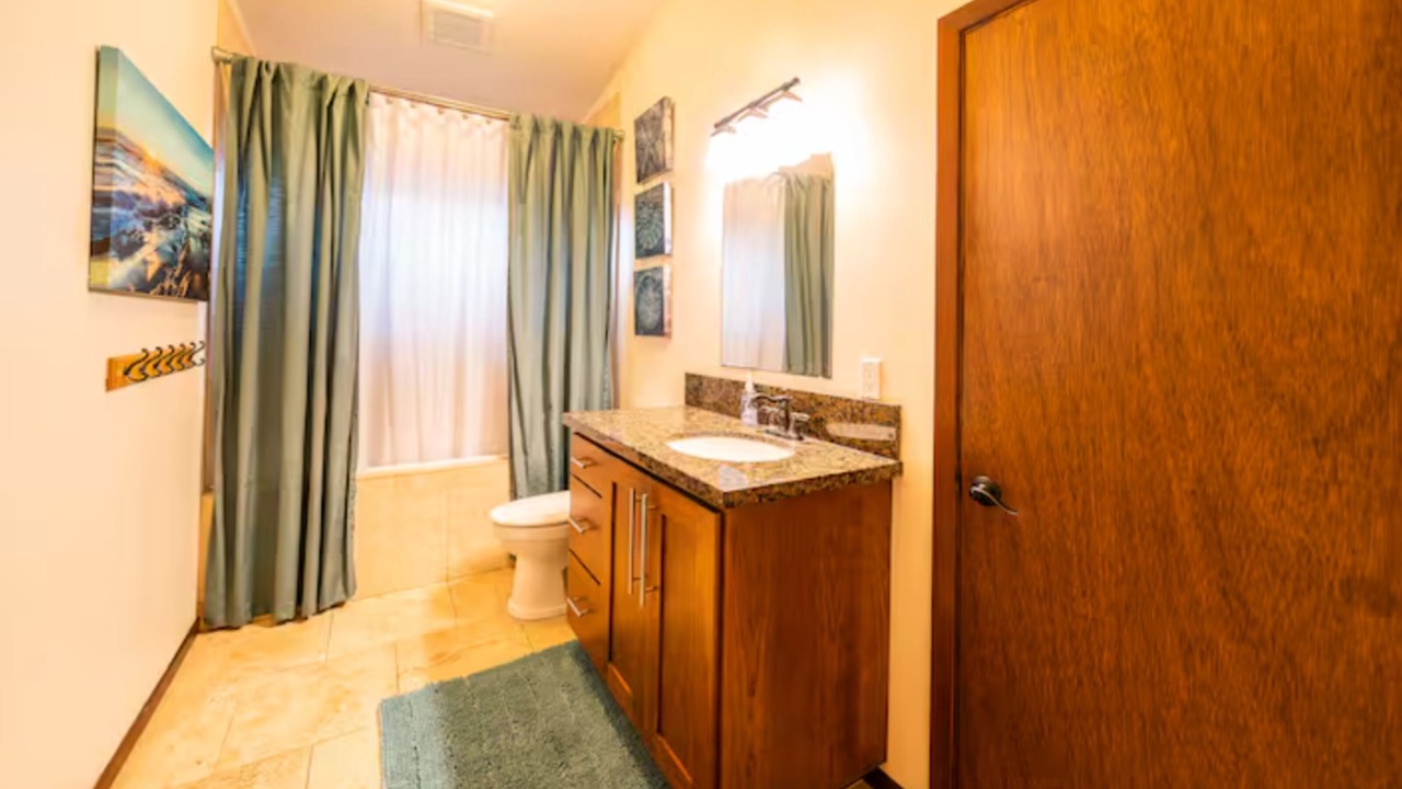 Photo of Bathroom in Laie
