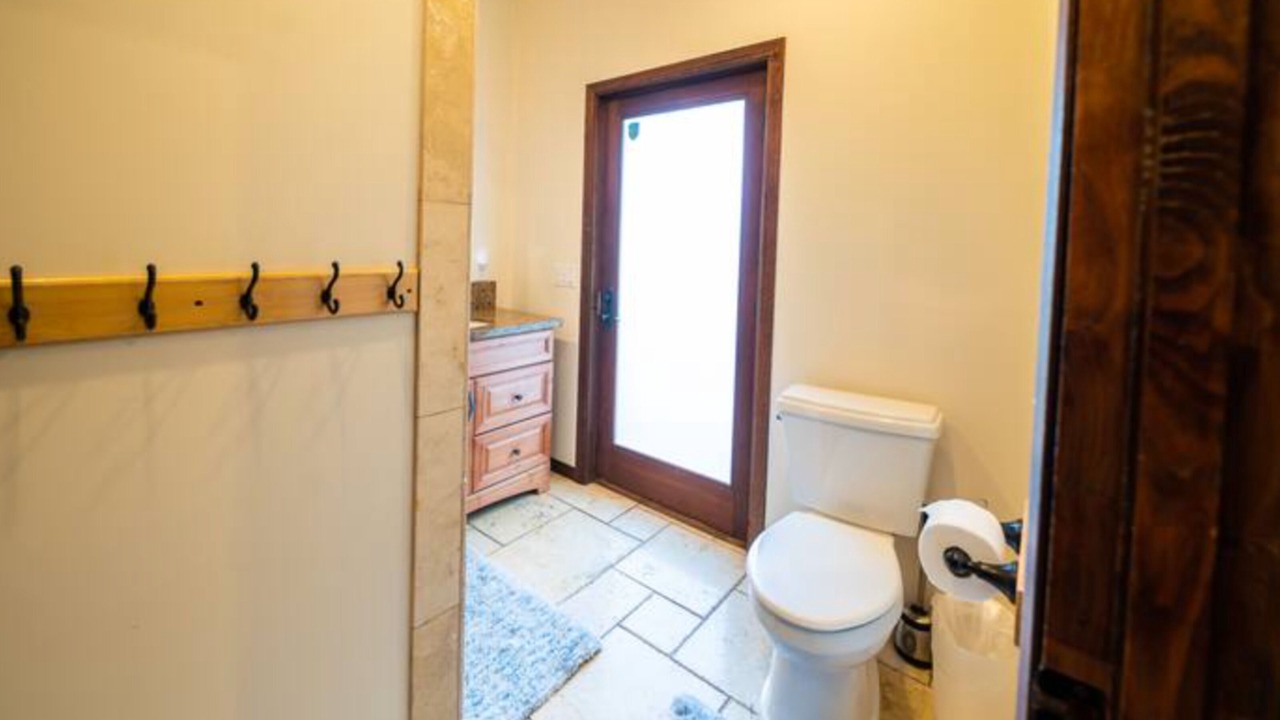 Photo of Bathroom in Laie