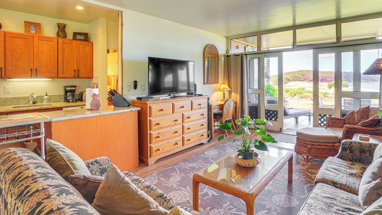 Photo of Livingroom in Maunaloa
