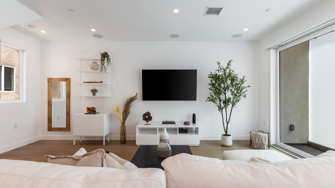 Photo of Livingroom in Hollywood