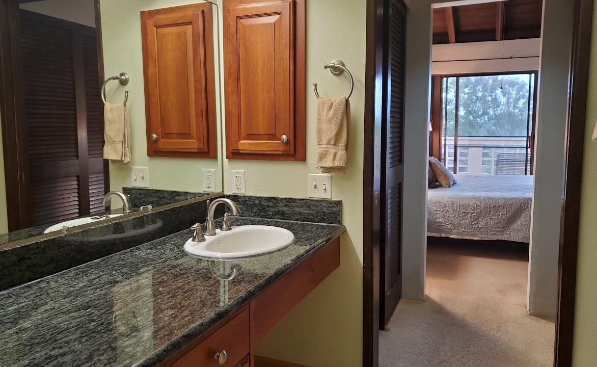 Photo of Bedroom in Maunaloa