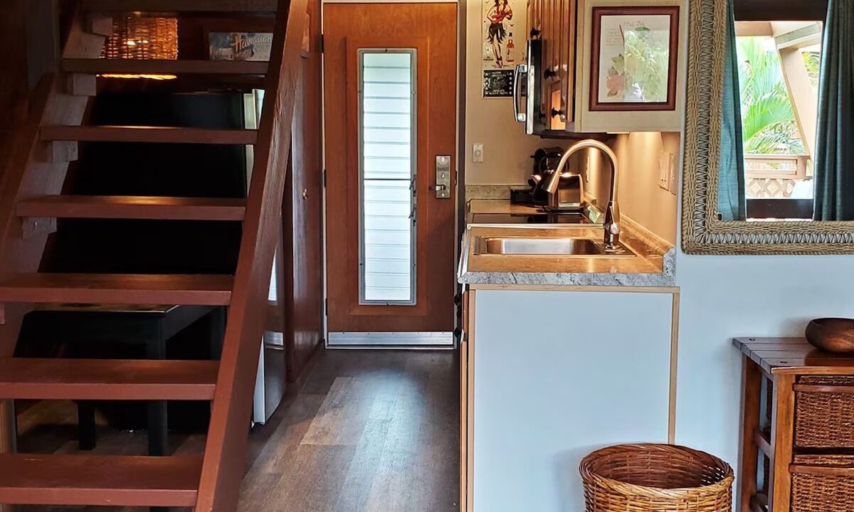 Photo of Kitchen in Kaunakakai