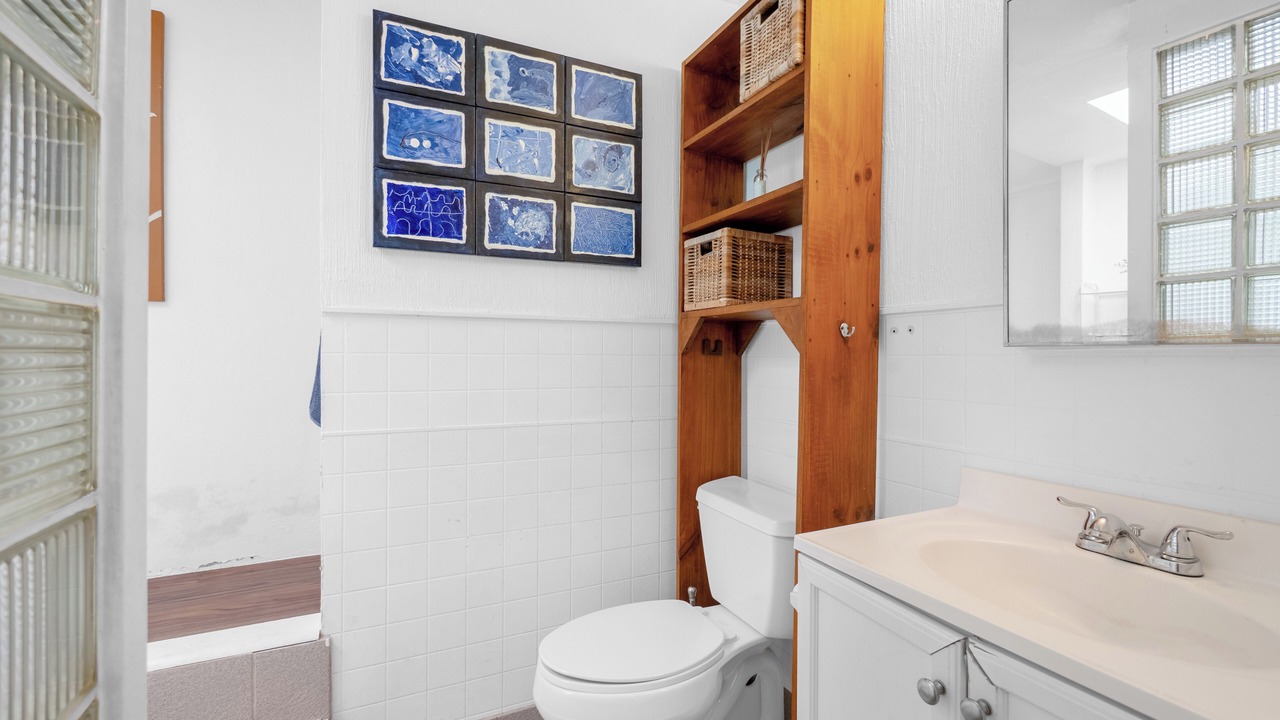 Photo of Bathroom in Lanikai