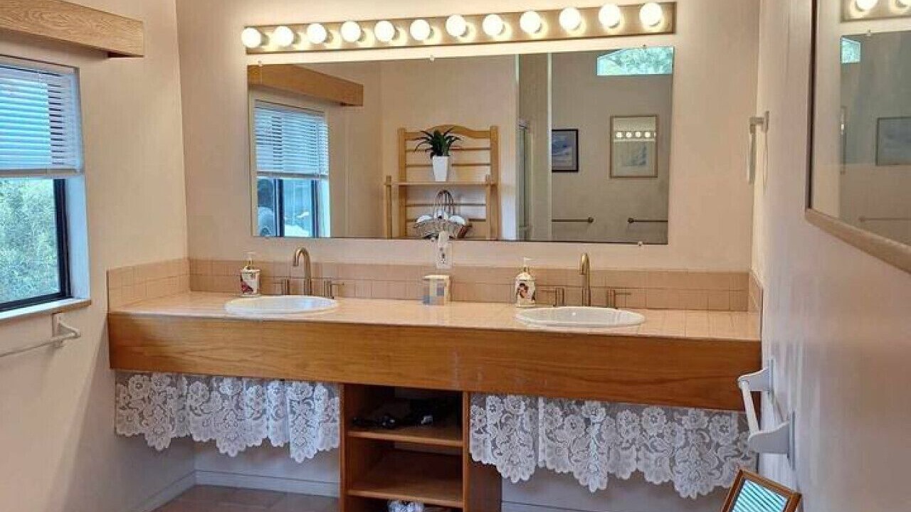 Photo of Bathroom in Waimea